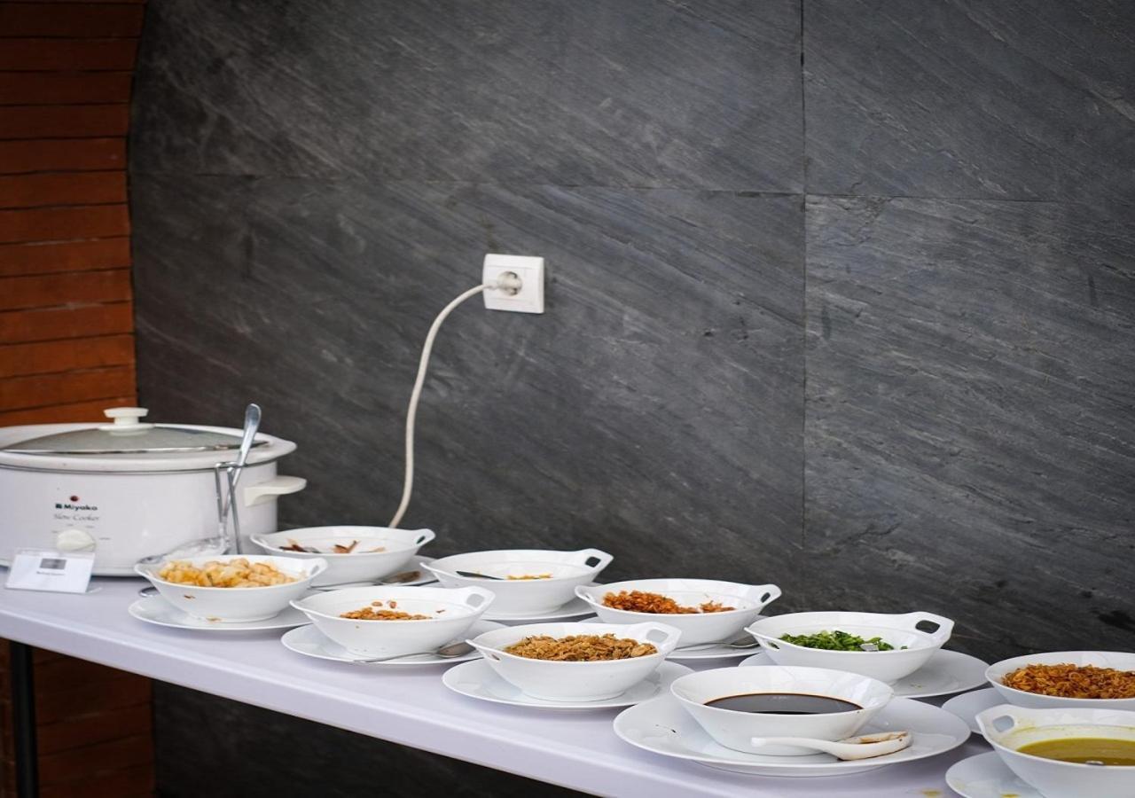 Allura Azana Resort 타왕만구 외부 사진